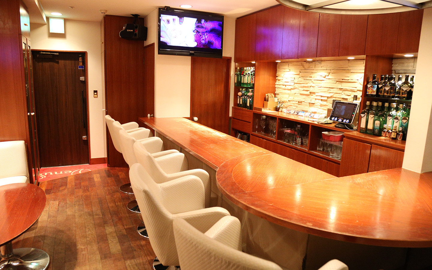 Venusオナベバー名古屋錦